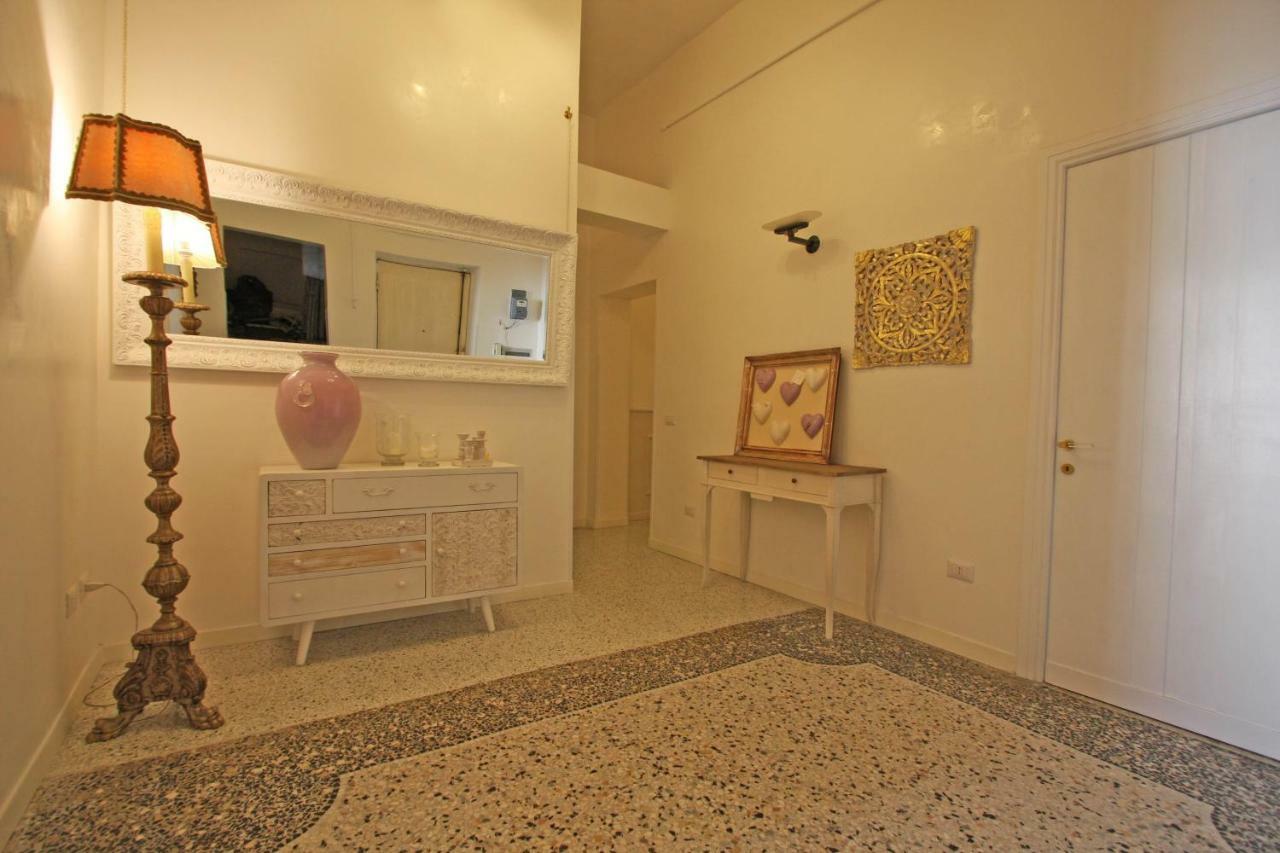 Monti Luxury Hotel Рим Екстериор снимка