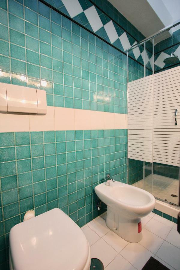 Monti Luxury Hotel Рим Екстериор снимка