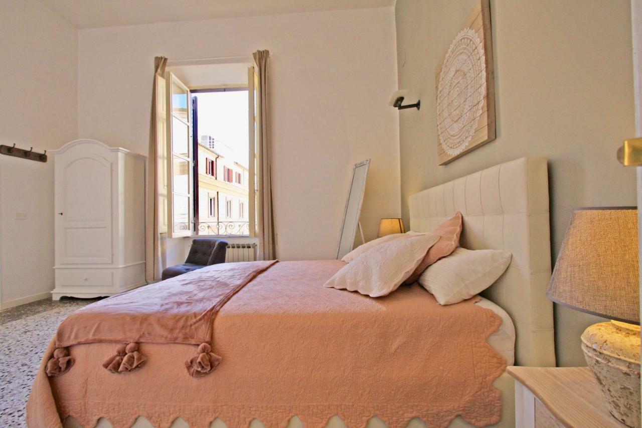 Monti Luxury Hotel Рим Екстериор снимка