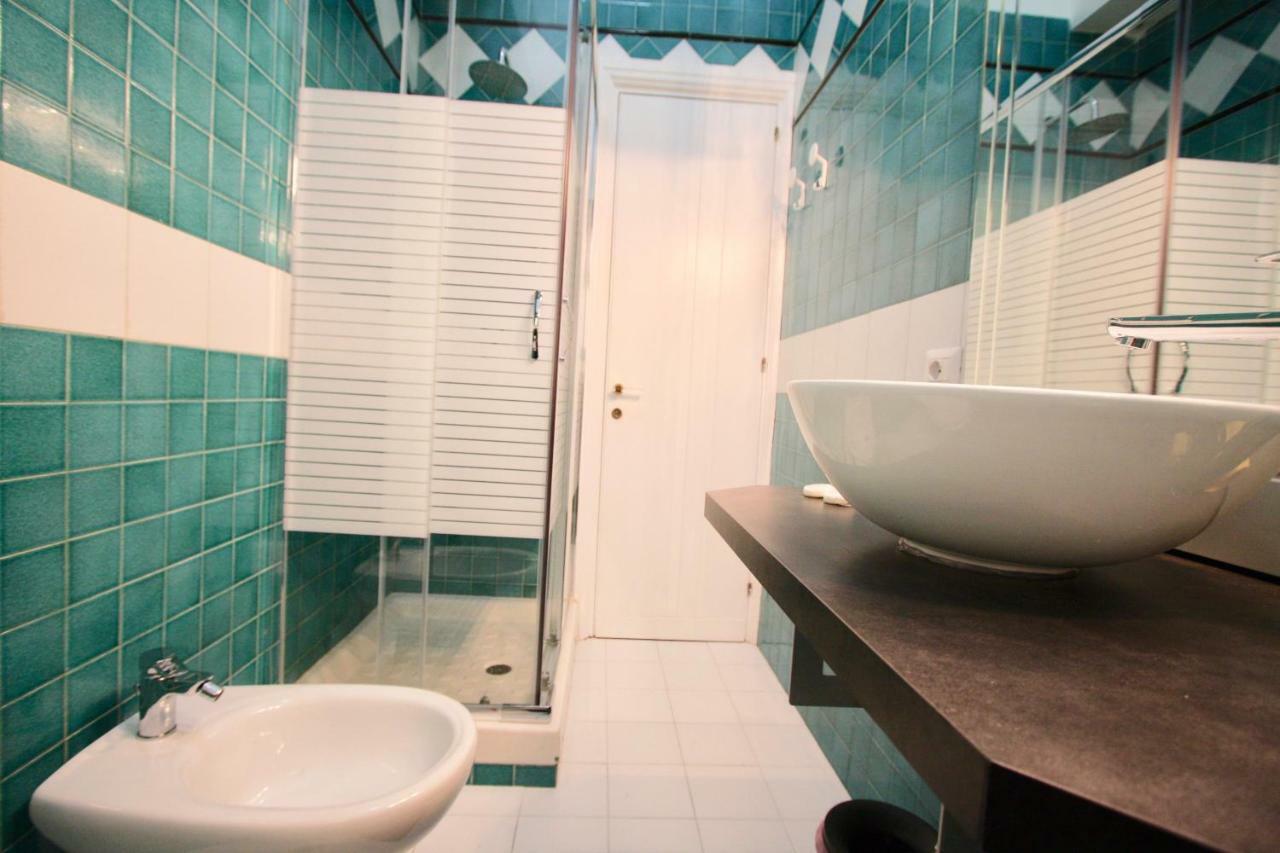 Monti Luxury Hotel Рим Екстериор снимка