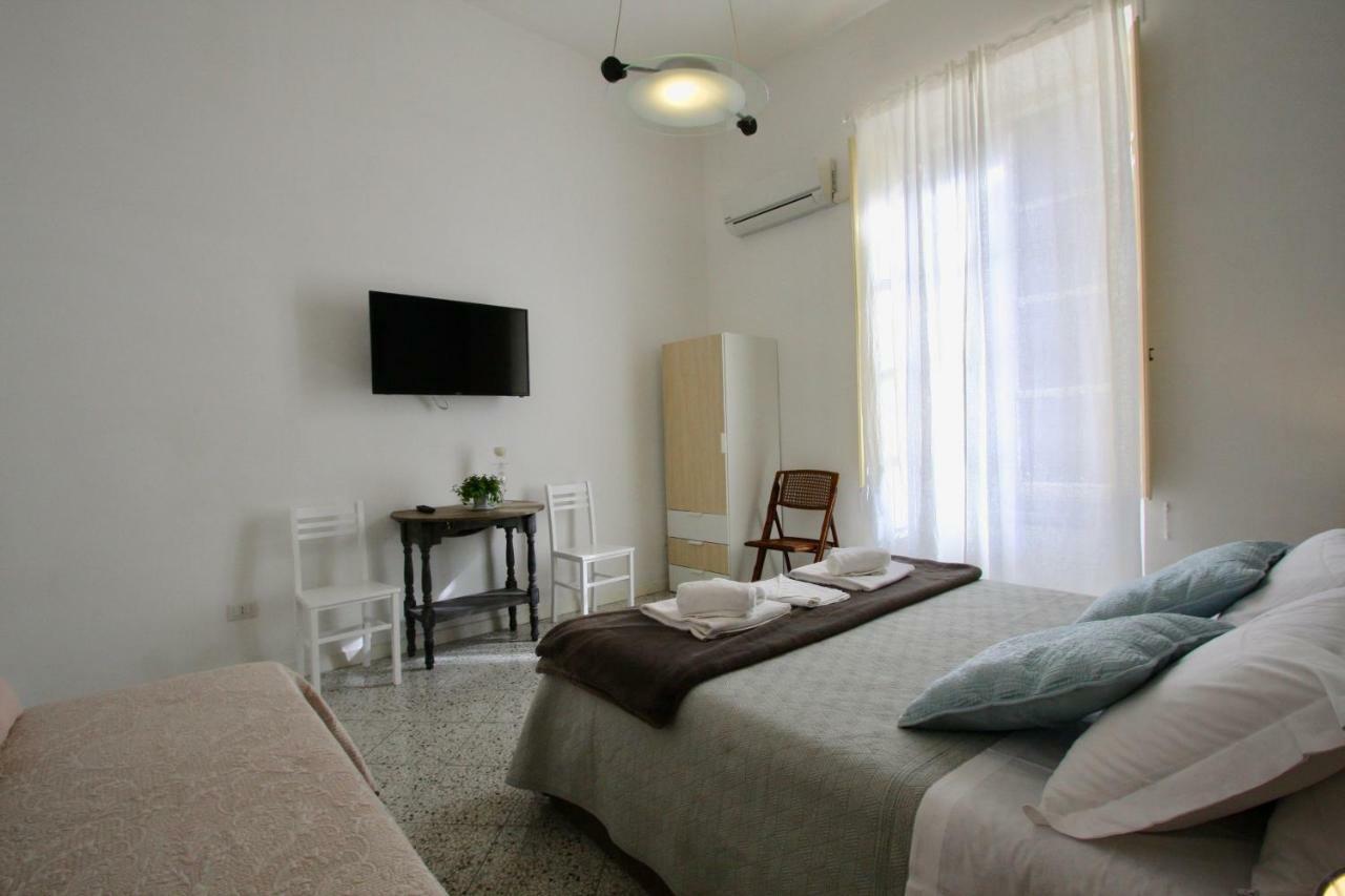 Monti Luxury Hotel Рим Екстериор снимка