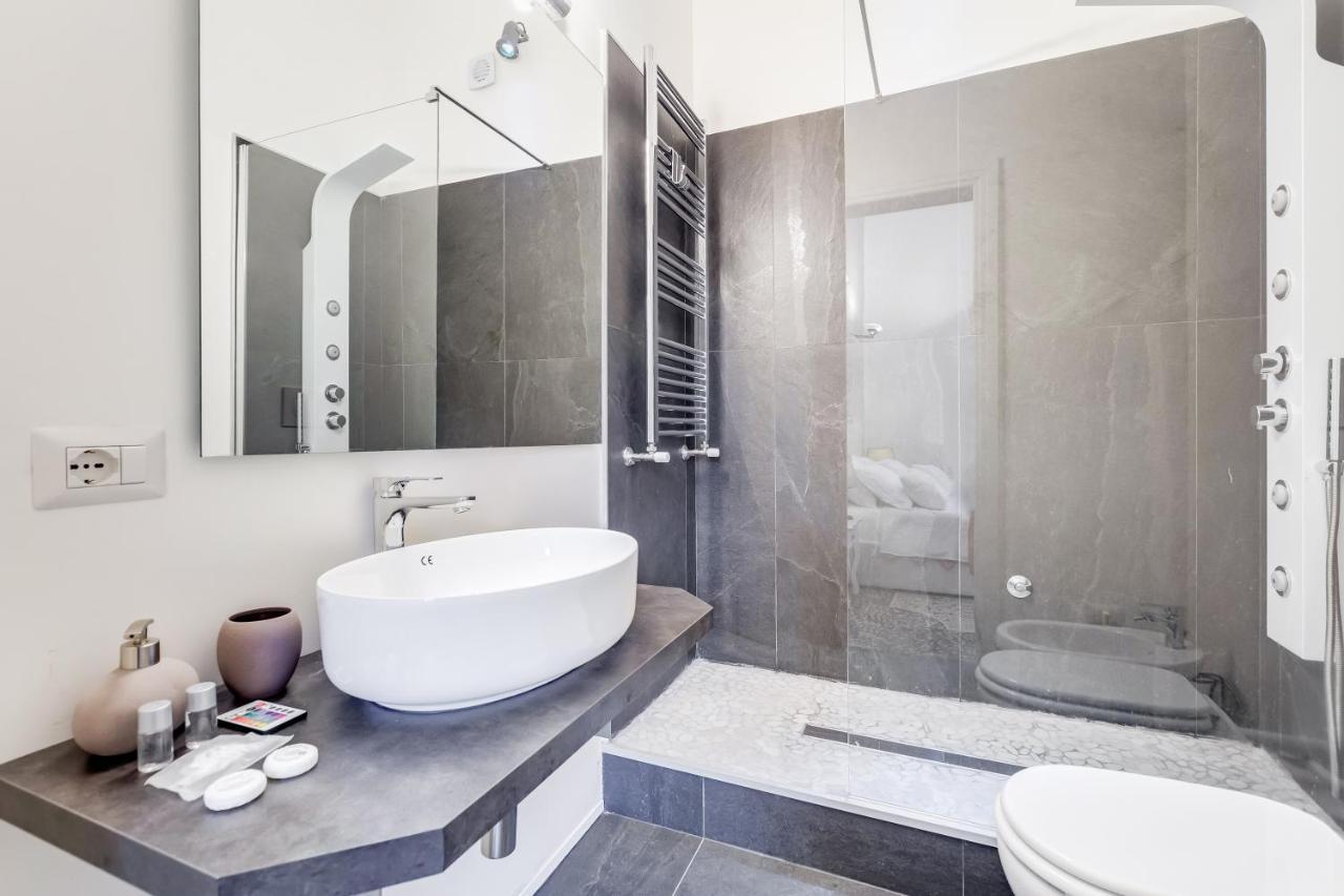 Monti Luxury Hotel Рим Екстериор снимка